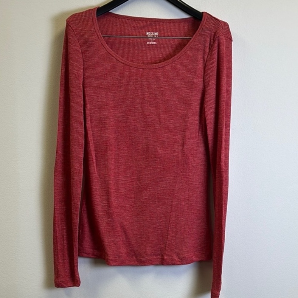 Women’s Mossimo Supply Co. Fitted Red Long Sleeve Blouse